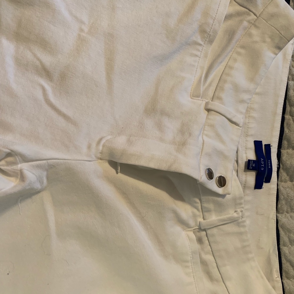 Tori’s Apt 9 white dress/casual ankle pants